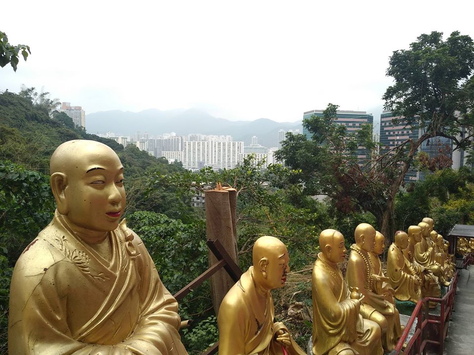 10 000 Buddhas temple